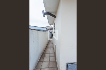 Varanda suite de casa à venda com 3 quartos, 170m² em Parque Maria Domitila, São Paulo