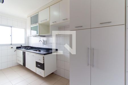 Apartamento à venda com 58m², 2 quartos e 2 vagasCozinha