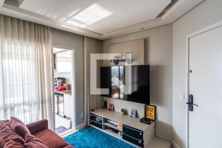 Sala de apartamento para alugar com 3 quartos, 83m² em Jardim Piqueroby, São Paulo