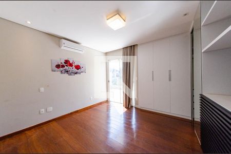 Apartamento para alugar com 280m², 4 quartos e 4 vagas Apartamento para alugar com 280m², 4 quartos e 4 vagasSuíte 2