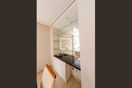 Sala de apartamento para alugar com 4 quartos, 280m² em Buritis, Belo Horizonte