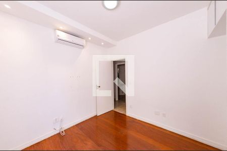 Apartamento para alugar com 280m², 4 quartos e 4 vagas Apartamento para alugar com 280m², 4 quartos e 4 vagasQuarto 1