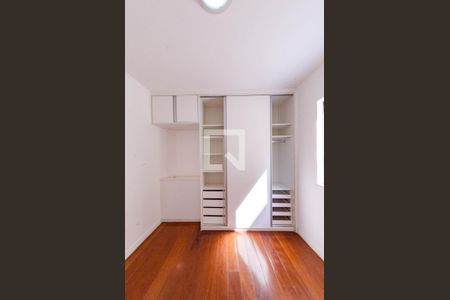 Apartamento para alugar com 280m², 4 quartos e 4 vagas Apartamento para alugar com 280m², 4 quartos e 4 vagasQuarto 1