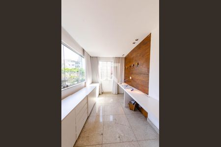 Escritório de apartamento para alugar com 4 quartos, 280m² em Buritis, Belo Horizonte