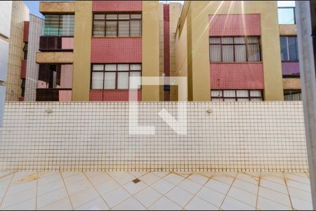 Apartamento para alugar com 280m², 4 quartos e 4 vagas Apartamento para alugar com 280m², 4 quartos e 4 vagasVista