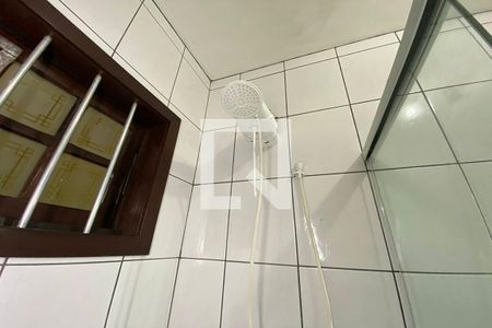 Casa à venda com 210m², 3 quartos e 2 vagasBanheiro 2