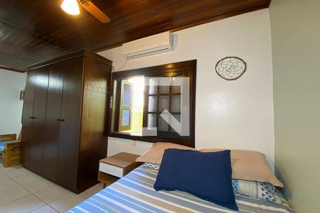 Casa à venda com 210m², 3 quartos e 2 vagasQuarto 1