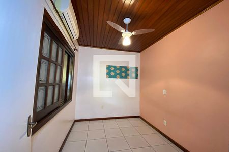 Casa à venda com 210m², 3 quartos e 2 vagasQuarto 2