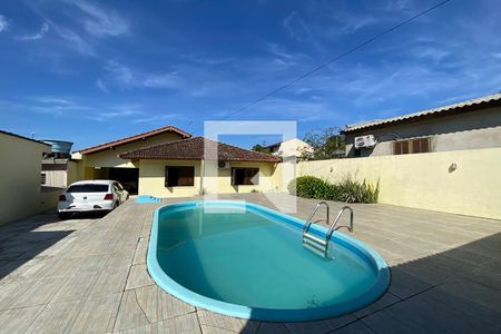 Casa à venda com 210m², 3 quartos e 2 vagasÁrea Externa