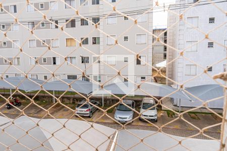 Apartamento à venda com 46m², 2 quartos e 1 vagaCozinha e Área de Serviço