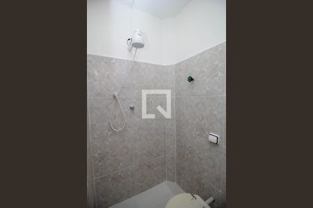 Banheiro de apartamento para alugar com 1 quarto, 27m² em Centro, Rio de Janeiro