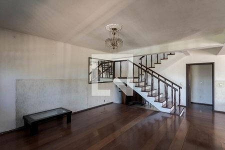 Sala de casa à venda com 4 quartos, 270m² em Rubem Berta, Porto Alegre