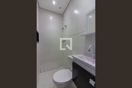 Banheiro de apartamento para alugar com 1 quarto, 34m² em Pestana, Osasco