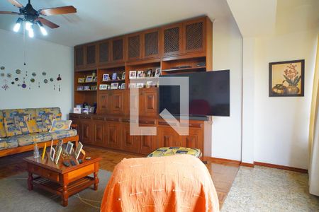 Sala de apartamento à venda com 3 quartos, 300m² em Jardim Lindóia, Porto Alegre