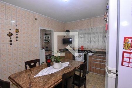 Casa à venda com 164m², 3 quartos e 3 vagas Casa à venda com 164m², 3 quartos e 3 vagasCozinha