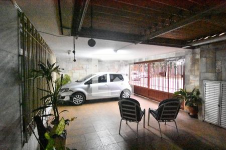 Casa à venda com 164m², 3 quartos e 3 vagas Casa à venda com 164m², 3 quartos e 3 vagasGaragem