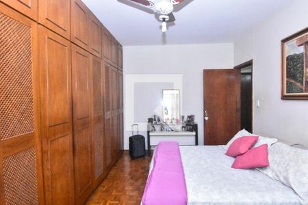 Casa à venda com 164m², 3 quartos e 3 vagas Casa à venda com 164m², 3 quartos e 3 vagasQuarto 2