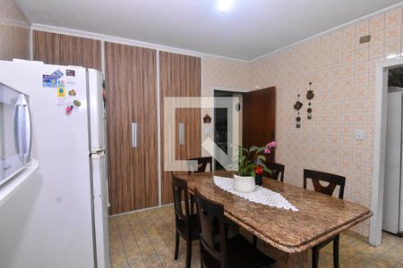 Casa à venda com 164m², 3 quartos e 3 vagas Casa à venda com 164m², 3 quartos e 3 vagasCozinha