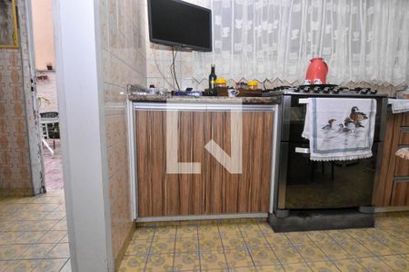 Casa à venda com 164m², 3 quartos e 3 vagas Casa à venda com 164m², 3 quartos e 3 vagasCozinha - Armários