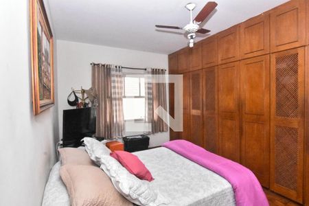 Casa à venda com 164m², 3 quartos e 3 vagas Casa à venda com 164m², 3 quartos e 3 vagasQuarto 2