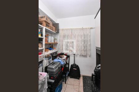 Casa à venda com 164m², 3 quartos e 3 vagas Casa à venda com 164m², 3 quartos e 3 vagasQuarto de Serviço