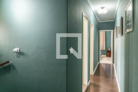 Casa à venda com 268m², 3 quartos e 6 vagasCorredor
