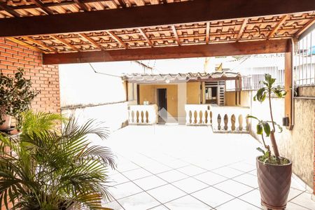 Casa à venda com 268m², 3 quartos e 6 vagasChurrasqueira