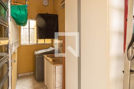 Casa à venda com 268m², 3 quartos e 6 vagasÁrea de Serviço