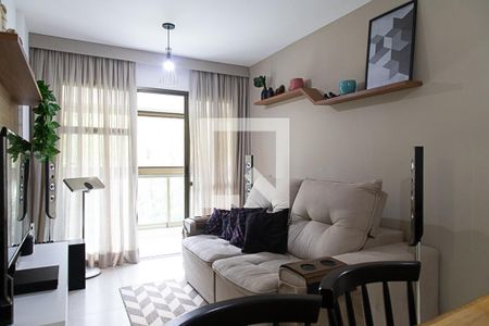 Apartamento para alugar com 65m², 2 quartos e 1 vaga Apartamento para alugar com 65m², 2 quartos e 1 vagaSala