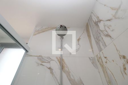 Apartamento à venda com 73m², 2 quartos e 1 vagaDetalhe banheiro