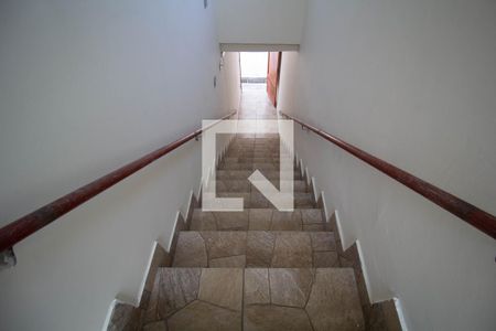 Apartamento para alugar com 44m², 2 quartos e 1 vagaEscada