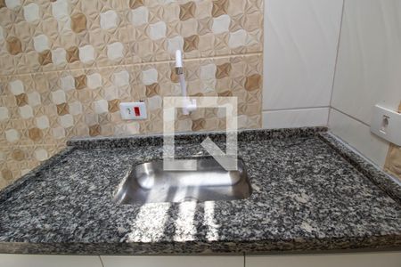 Pia de apartamento para alugar com 2 quartos, 44m² em Vila Jacuí, São Paulo