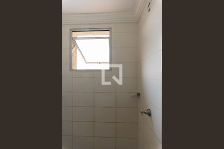 Apartamento para alugar com 45m², 2 quartos e 1 vaga Apartamento para alugar com 45m², 2 quartos e 1 vagaBanheiro