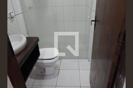 Banheiro de casa para alugar com 2 quartos, 98m² em Jardim de Lourdes, Embu das Artes