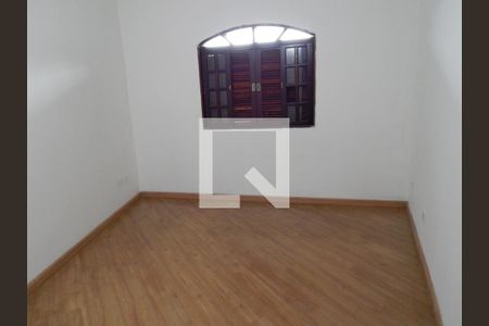 Quarto de casa para alugar com 2 quartos, 98m² em Jardim de Lourdes, Embu das Artes