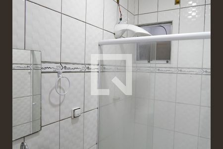 Banheiro de casa para alugar com 2 quartos, 98m² em Jardim de Lourdes, Embu das Artes