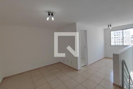 Sala de TV de apartamento à venda com 2 quartos, 110m² em Jardim Nova Europa, Campinas