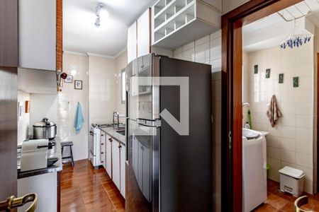 Apartamento à venda com 58m², 2 quartos e 2 vagasCozinha
