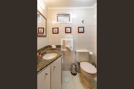 Apartamento à venda com 58m², 2 quartos e 2 vagasBanheiro 01