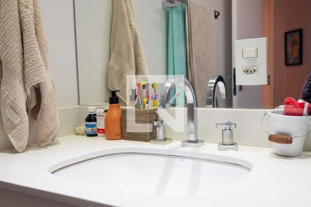 Banheiro Social de apartamento para alugar com 3 quartos, 106m² em Parque Colonial, São Paulo