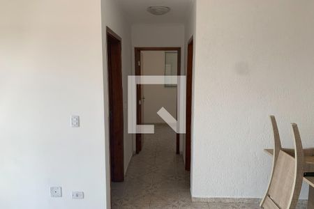 Sala de casa de condomínio à venda com 2 quartos, 54m² em Santa Maria, Osasco