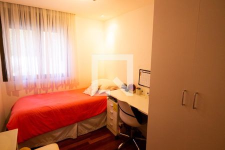 Apartamento à venda com 131m², 3 quartos e 2 vagas Apartamento à venda com 131m², 3 quartos e 2 vagasQuarto 2