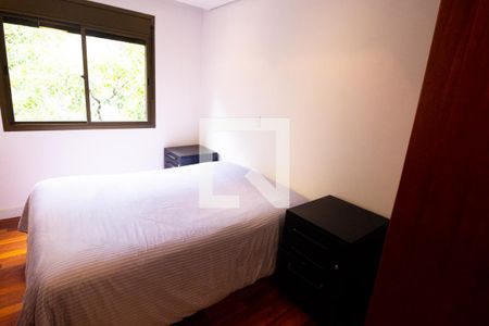 Apartamento à venda com 131m², 3 quartos e 2 vagas Apartamento à venda com 131m², 3 quartos e 2 vagasSuíte