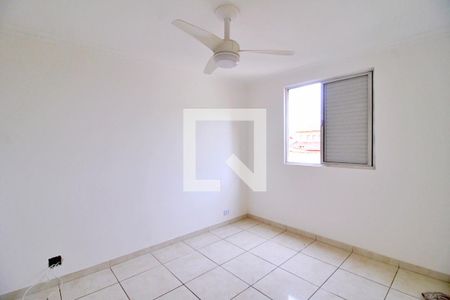 Quarto 2 de apartamento para alugar com 2 quartos, 55m² em Vila Camilopolis, Santo André