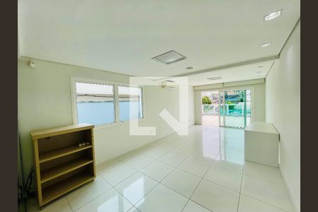 Sala de casa para alugar com 3 quartos, 226m² em Parque Renato Maia, Guarulhos