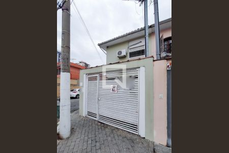 Casa à venda com 112m², 3 quartos e 1 vagaFachada