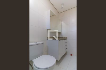 Apartamento para alugar com 66m², 2 quartos e 1 vaga Apartamento para alugar com 66m², 2 quartos e 1 vagaBanheiro da Suíte