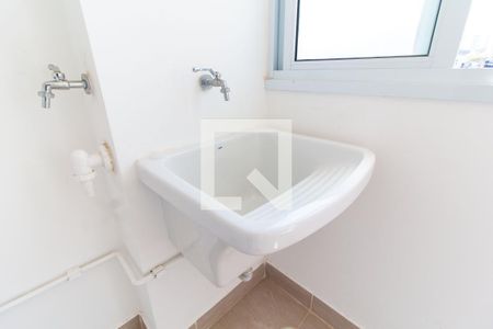 Área de Serviço de apartamento para alugar com 2 quartos, 66m² em Quarta Parada, São Paulo
