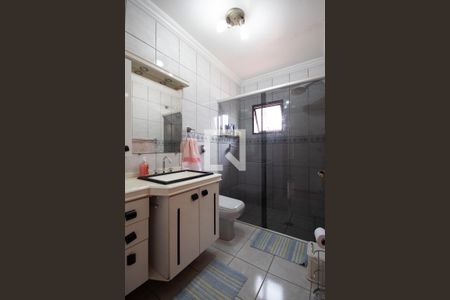 Casa à venda com 200m², 4 quartos e 6 vagasBanheiro 2