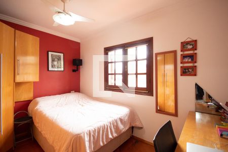 Casa à venda com 200m², 4 quartos e 6 vagasQuarto 3